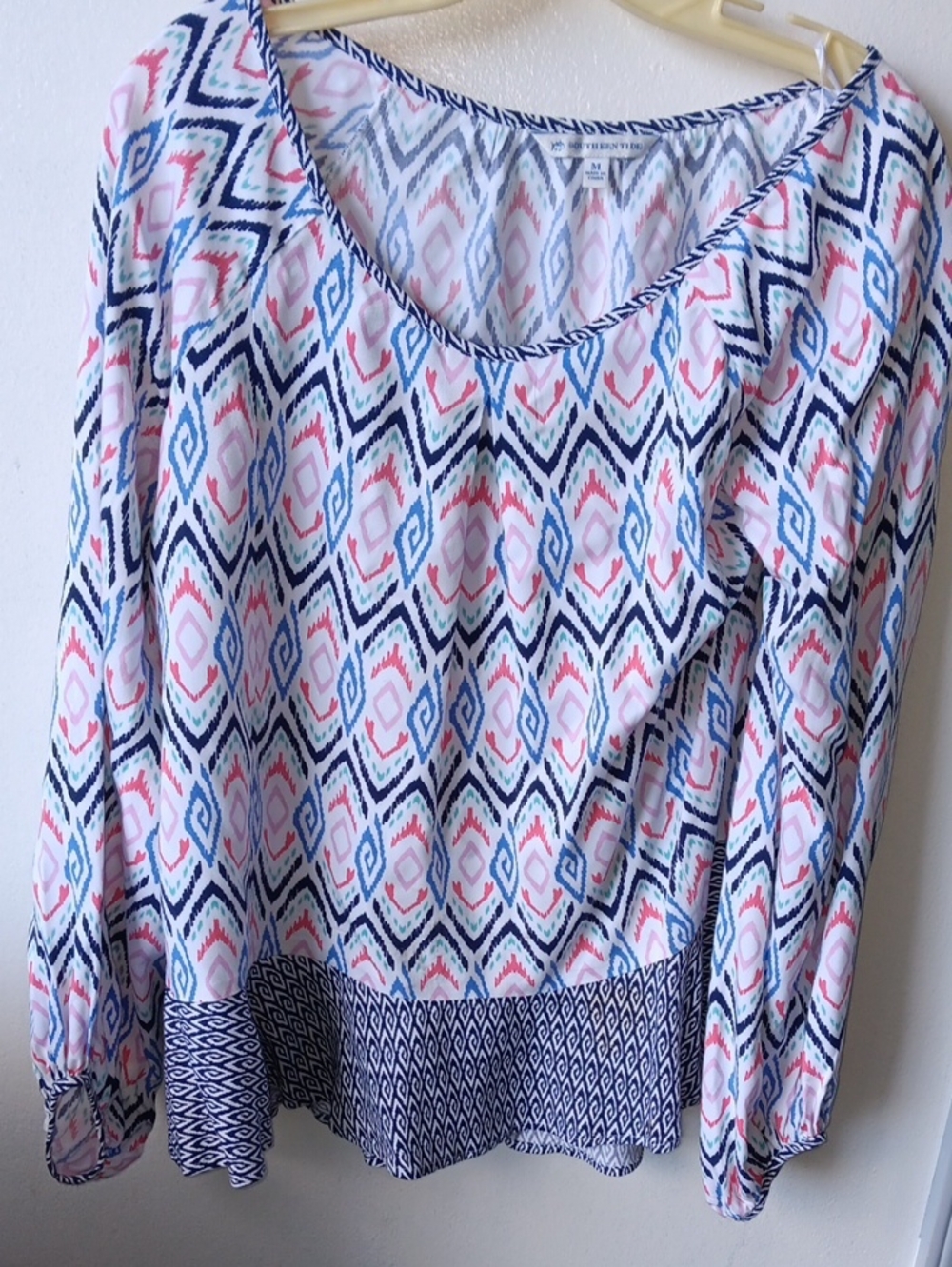 Like New,Southern Tide Geometric Scoop Neck Blouse - Pink & Navy M
